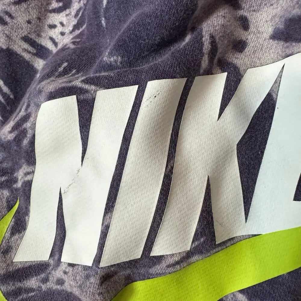 Nike product pair